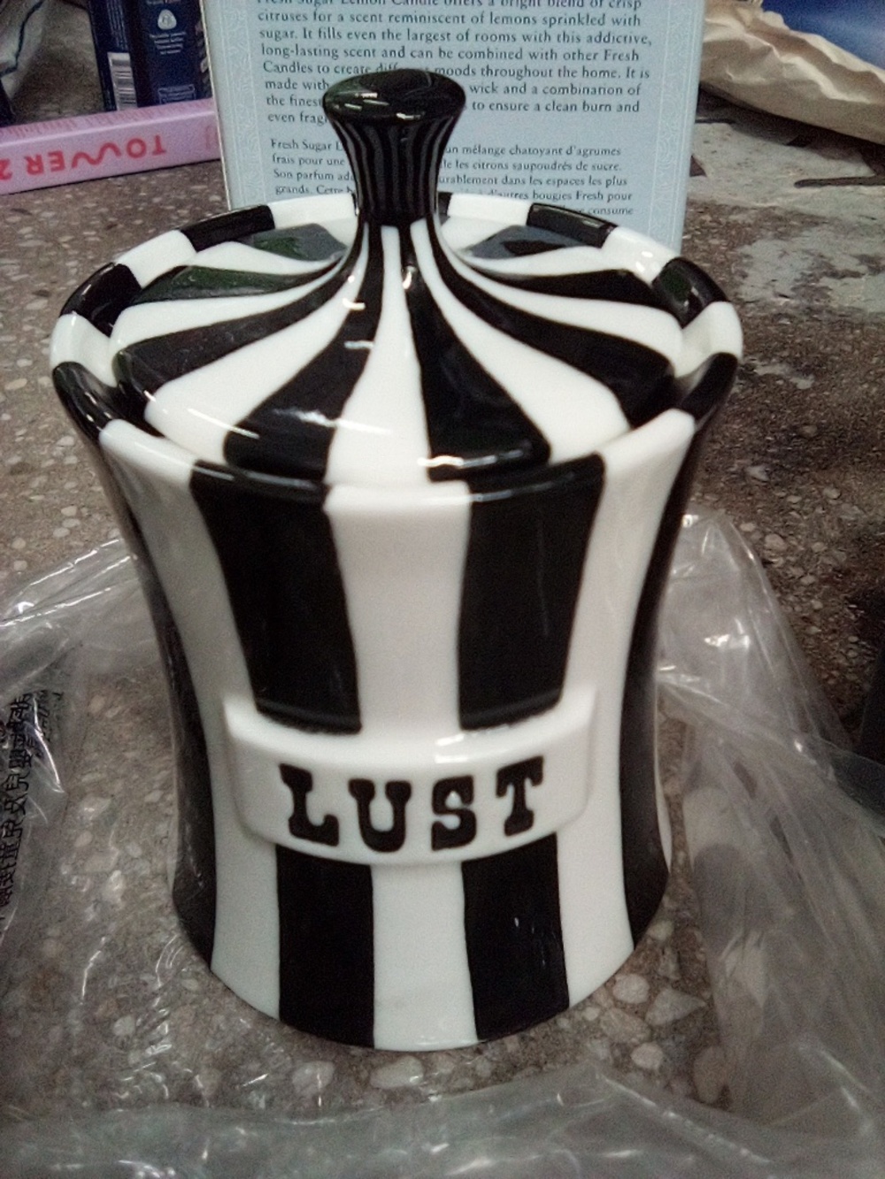 RARE Jonathan Adler Vice Candle Lust NIB